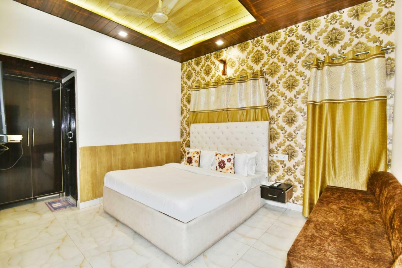 Hotel Sallow International By Sonachi Amritsar Luaran gambar